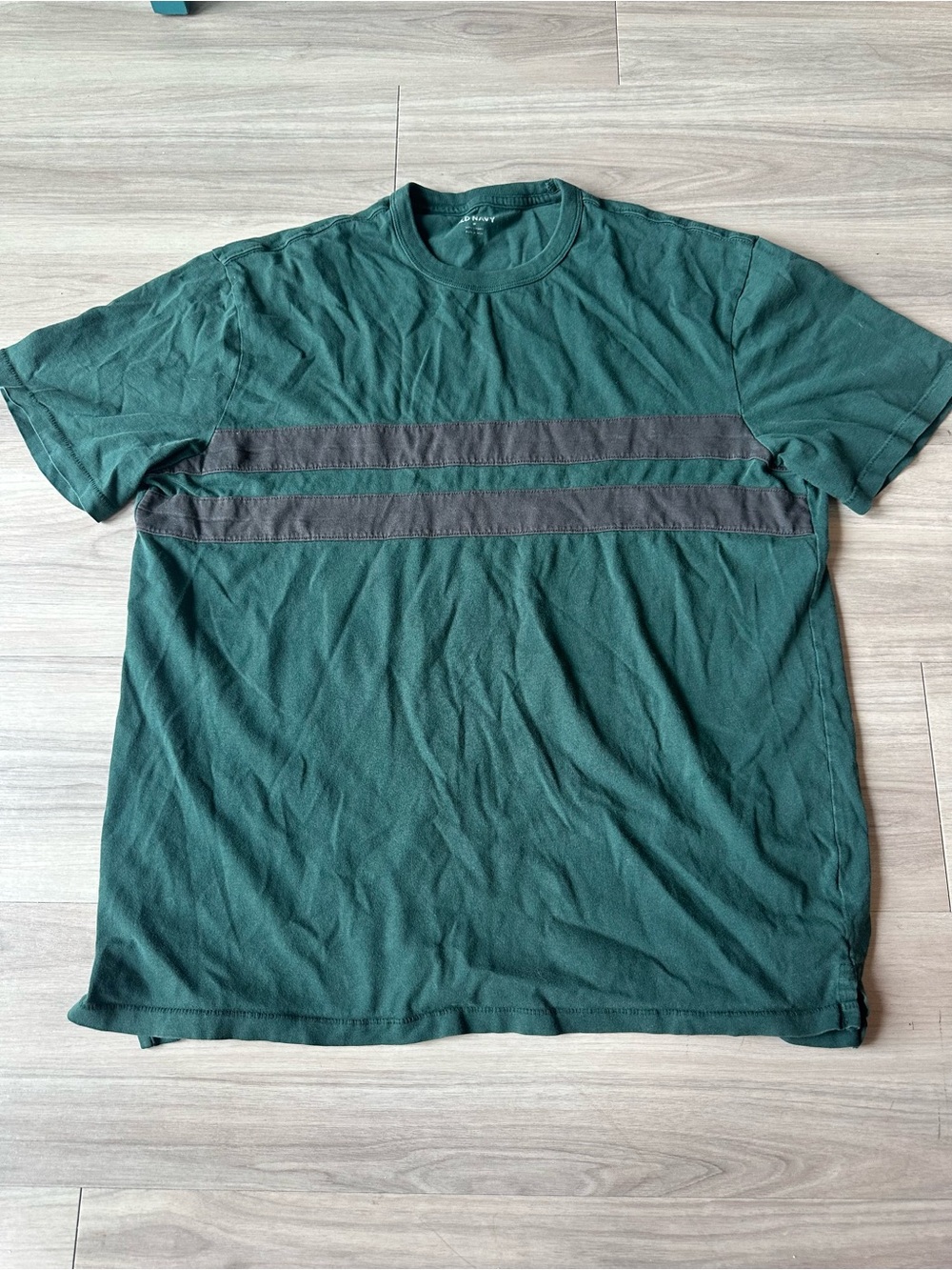 Old Navy 00s Y2K 100% Cotton Men's Green T-Shirt w/Stripes Medium